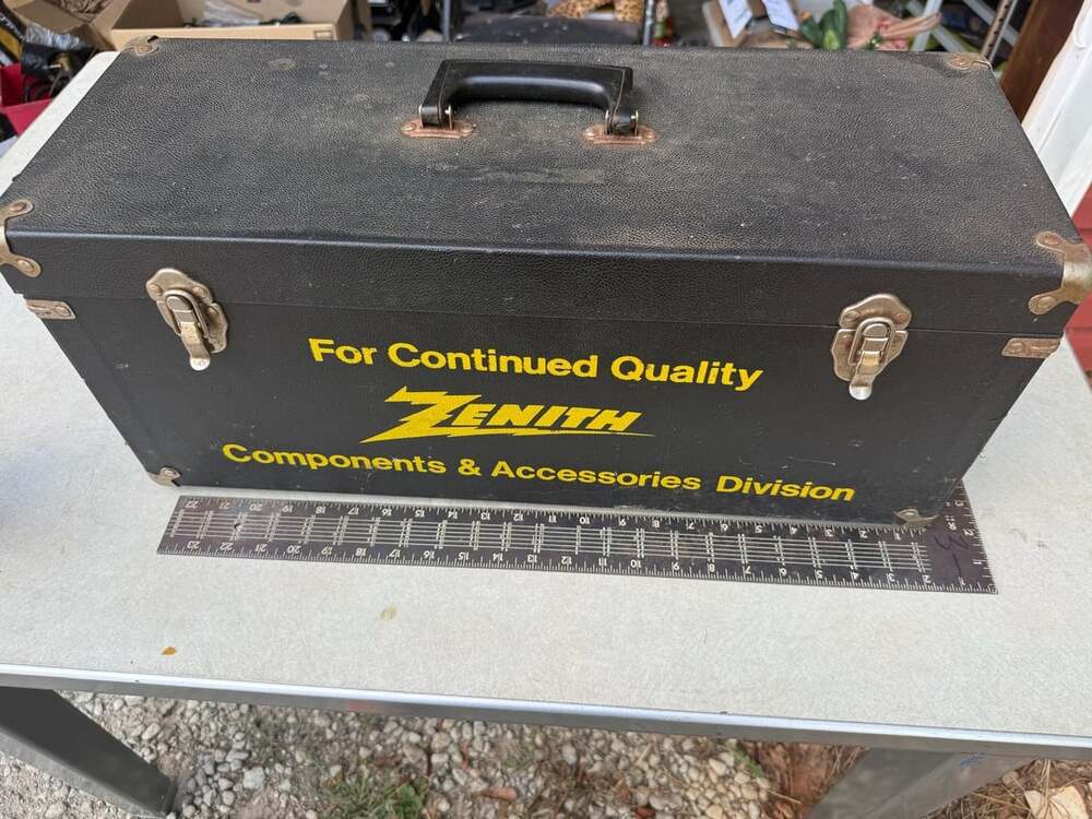 Large, Black & Yellow, Zenith, Vintage Radio TV Vacuum Tube Valve Caddy Case